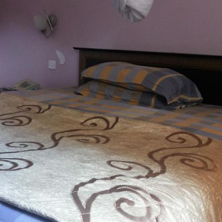 Palema Crown Hotel Gulu Bagian luar foto