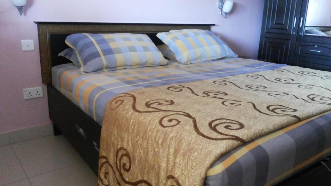 Palema Crown Hotel Gulu Bagian luar foto