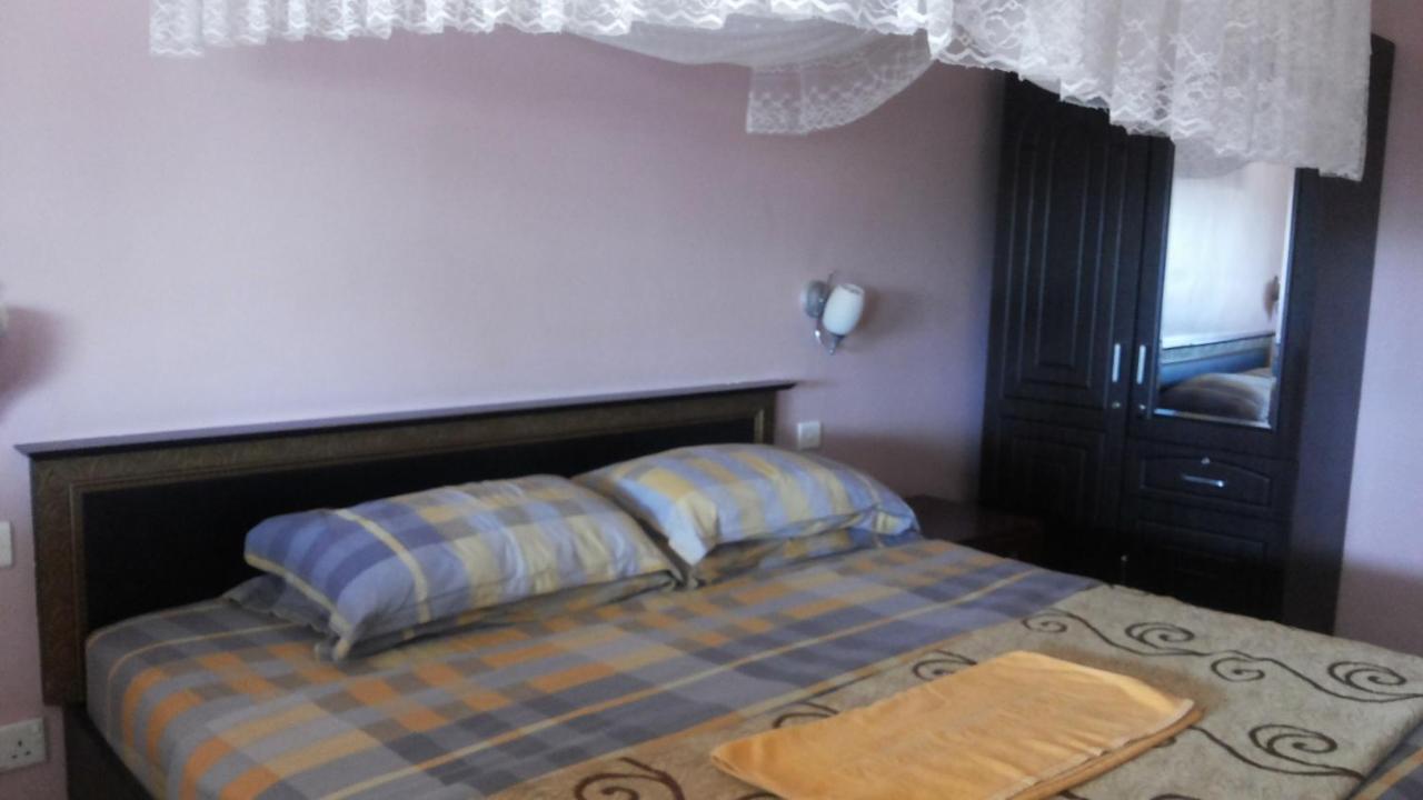 Palema Crown Hotel Gulu Bagian luar foto