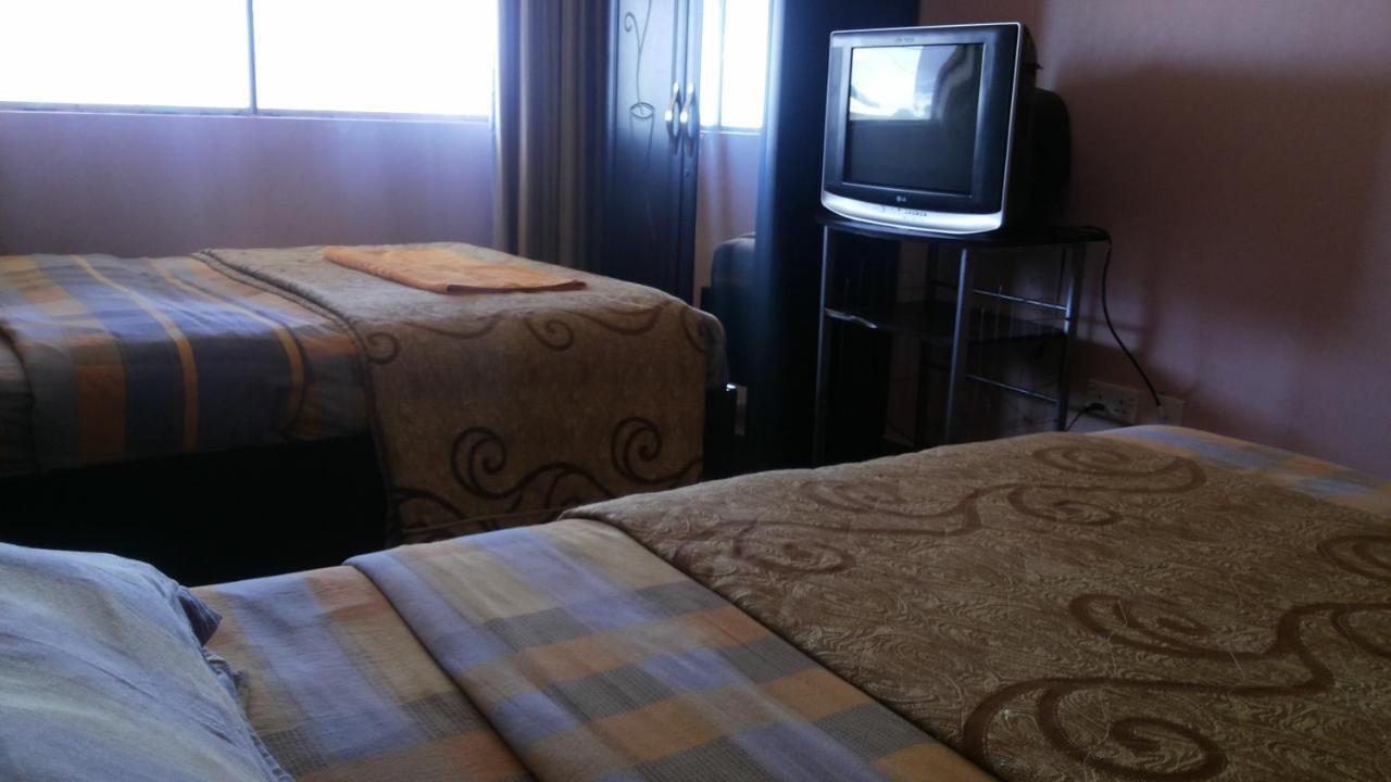 Palema Crown Hotel Gulu Bagian luar foto