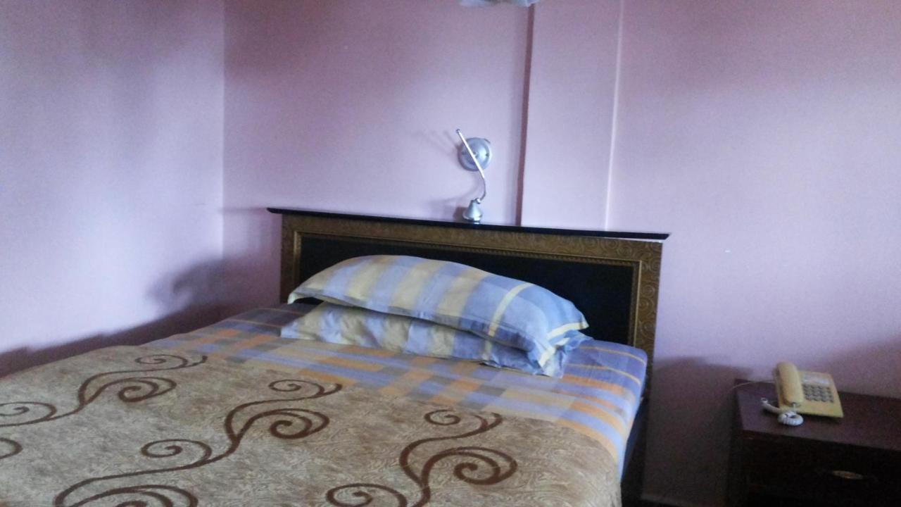Palema Crown Hotel Gulu Bagian luar foto