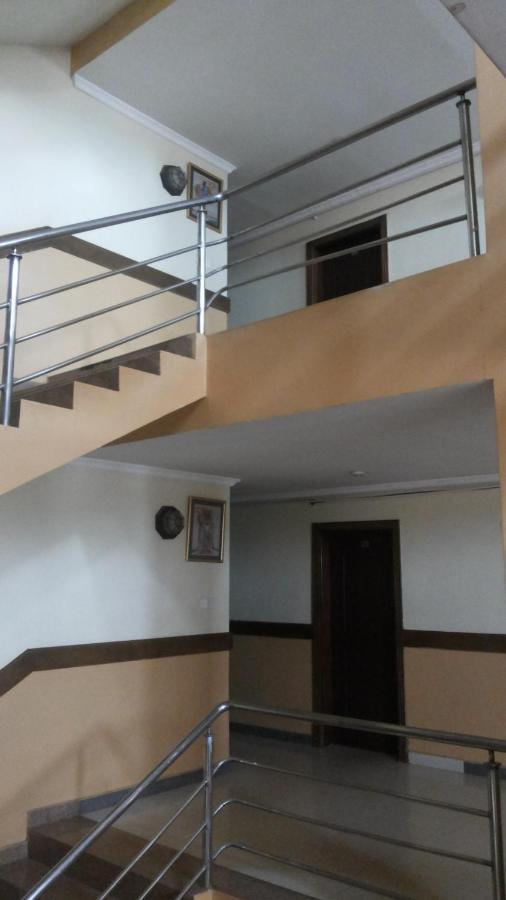 Palema Crown Hotel Gulu Bagian luar foto