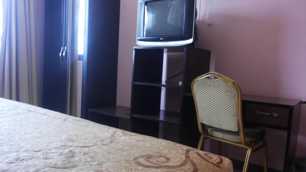 Palema Crown Hotel Gulu Bagian luar foto