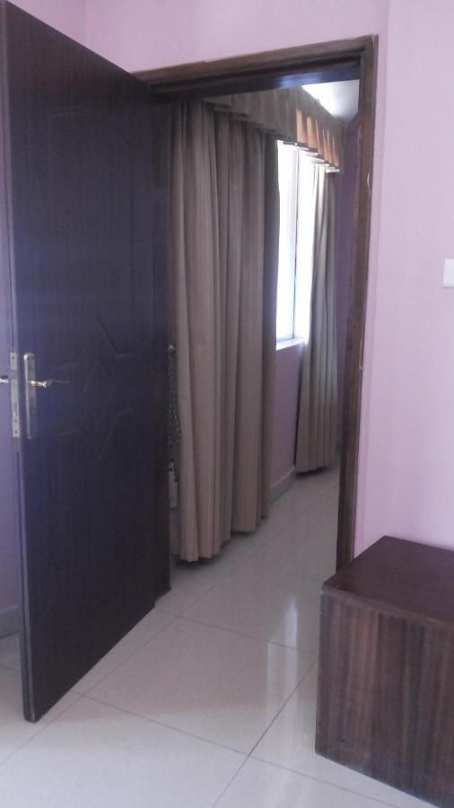 Palema Crown Hotel Gulu Bagian luar foto