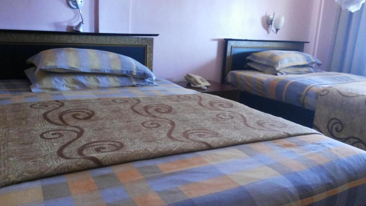 Palema Crown Hotel Gulu Bagian luar foto