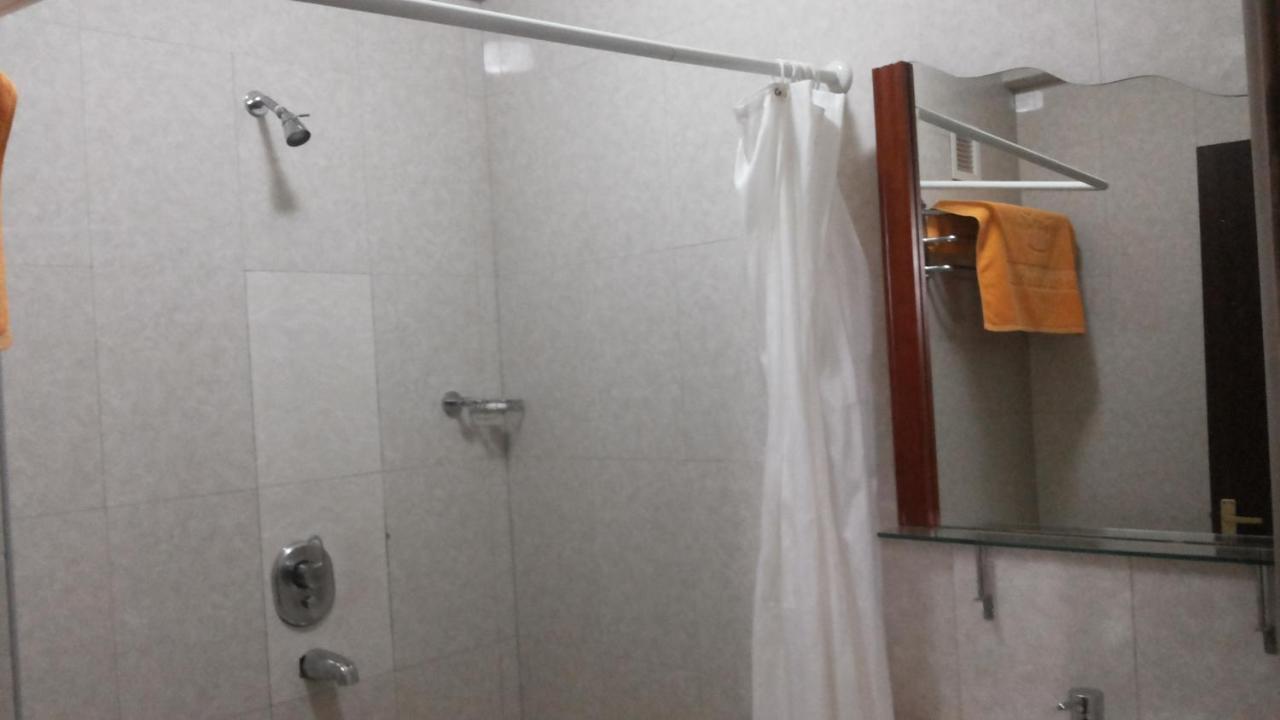 Palema Crown Hotel Gulu Bagian luar foto